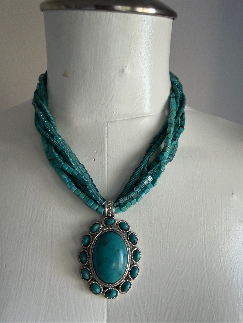 Turquoise Multi-Strand Beaded Necklace with Oval Turquoise Pendant